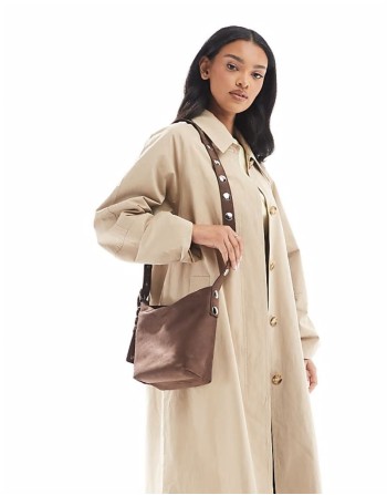 stud detail shoulder bag in brown